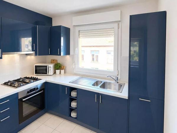 Vente                                                      Appartement
                        
                     2 pièces                      65 m2                     à Colmar