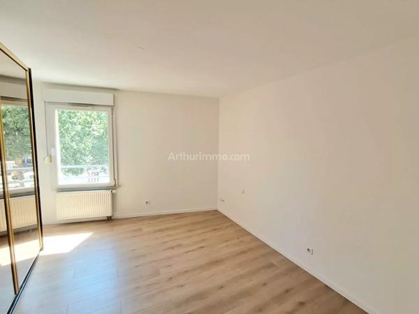 Vente                                                      Appartement
                        
                     2 pièces                      65 m2                     à Colmar