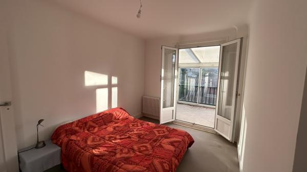 Appartement
                                                                                                                                                                                                                                                                                                                        4 pièce(s)                                                                                                                                                                                                          3 chambre(s)                                                                                                                                                                                                          82.6  m²