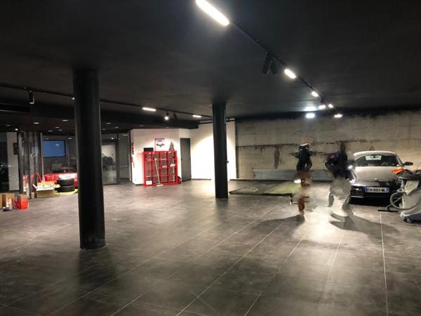 Dpt Alpes Maritimes (06480), LA COLLE SUR LOUP, à louer, Local + Atelier, Idéal Concession automobile