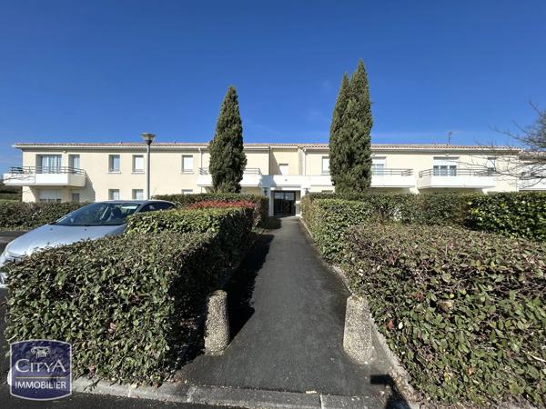 Appartement à vendre 2 pièces 48.2m² Saint-Jean-d'Angély (17400)