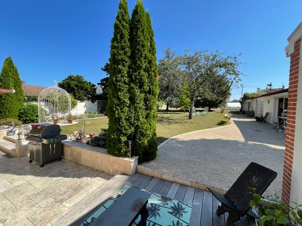 Maison 11 pièces 279.07 m2