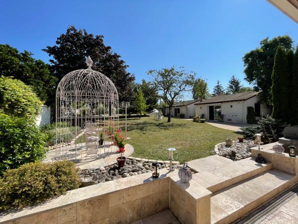 Maison 11 pièces 279.07 m2