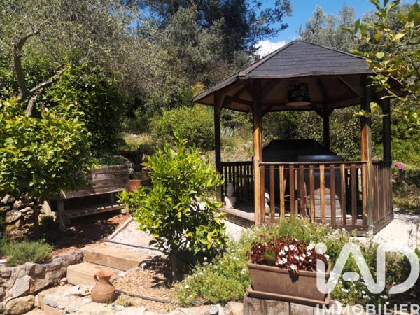 Maison à vendre 5 pièces 126 m² Cuers