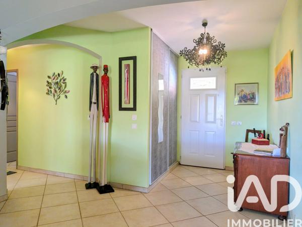 Maison à vendre 5 pièces 126 m² Cuers