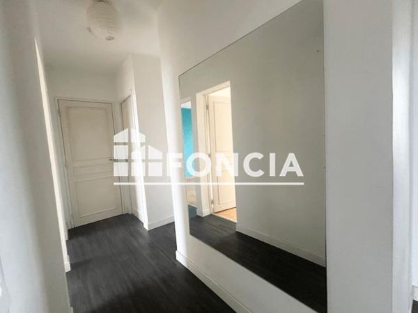 Location Appartement 4 pièces 78.48 m² - 65-67 ET 69 RUE MAINDRON Cholet 49300