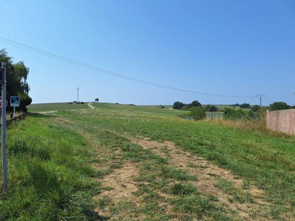 Lot de 2 parcelles d'un ensemble d'environ 50 ares partiellement constructible sur 200m2 environ