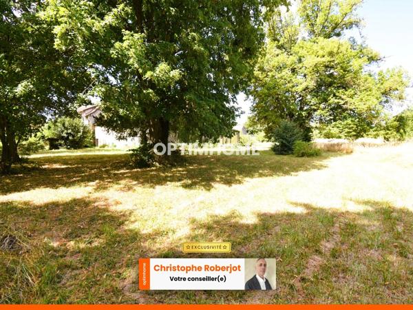 Maison + dépendances avec énorme potentiel à Fontaines sur 1 hectare de terrain clos et arboré