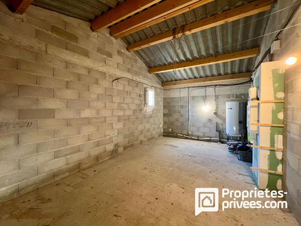 Maison récente avec jardin plat et garage