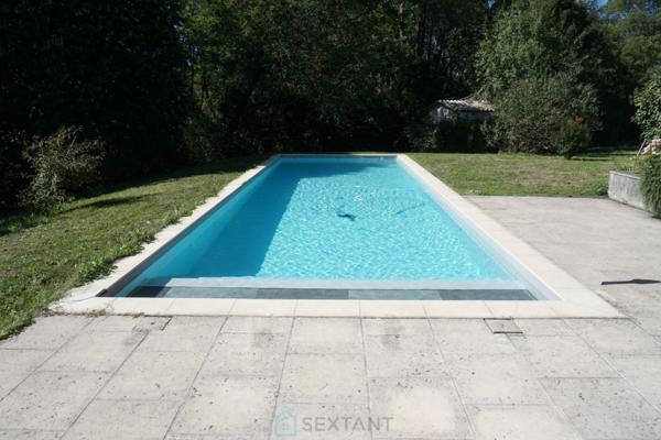 Charmant ensemble immobilier du XVIIIe siècle niché au coeur de la vallée du Bandiat.