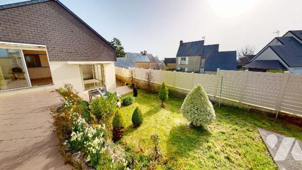 MAISON CENTRE LES PIEUX