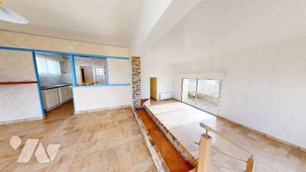 MAISON CENTRE LES PIEUX