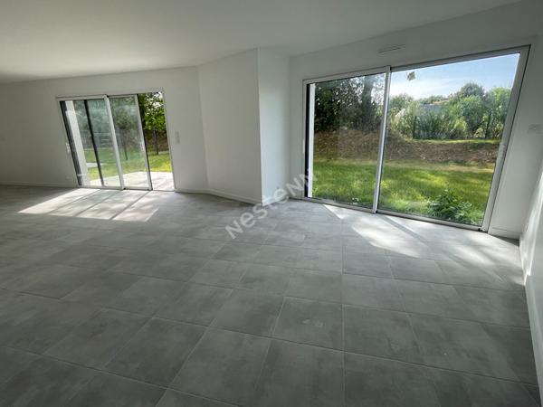 Maison contemporaine a vendre a Elven - 5 chambres et jardin ! Bretagne Sud / Morbihan