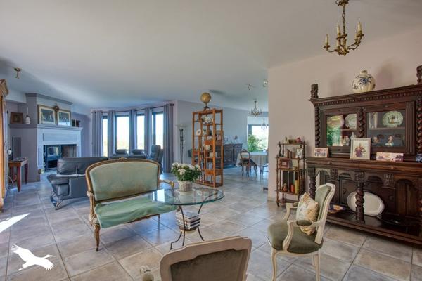 Maison à vendre |  Saint-Céré |  9 pièces | 296 m²