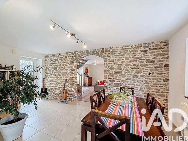 Maison à vendre 6 pièces 140 m² Bains-sur-Oust