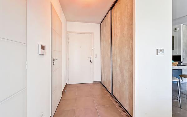 Appartement à vendre    2 pièces • 52,74 m2 Saint-Raphaël