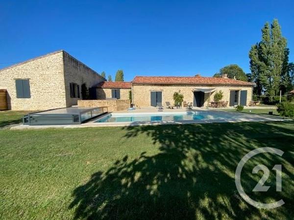 Maison à vendre  7 pièces - 235 m2 MOUTIERS SUR LE LAY - 85