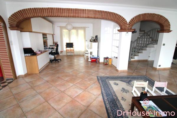 Maison à vendre 8 pièces de 272 m²