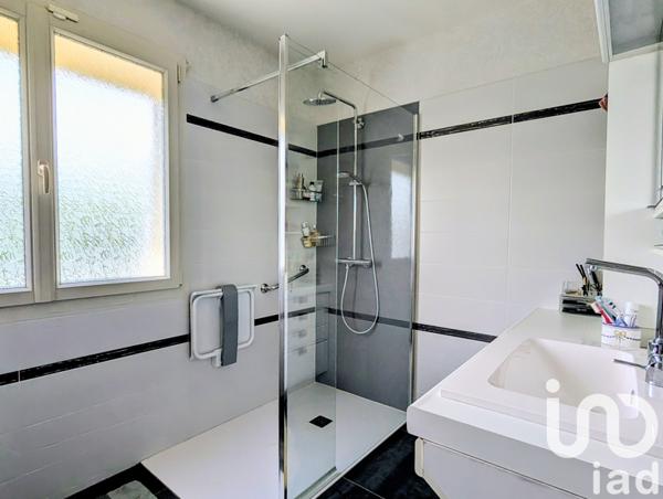 Maison à vendre 4 pièces 88 m² Saint-Gibrien