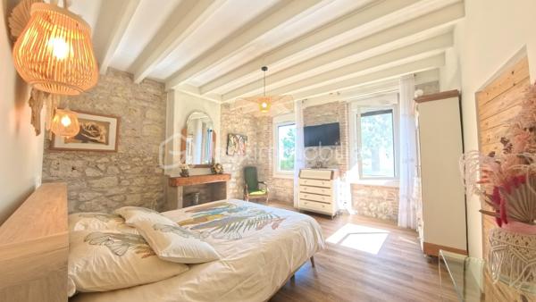 Corps de ferme de 330 m²