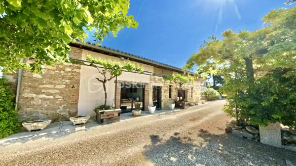 Corps de ferme de 330 m²