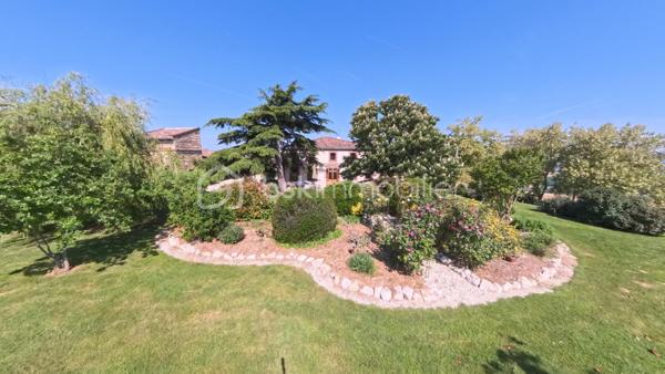 Corps de ferme de 330 m²