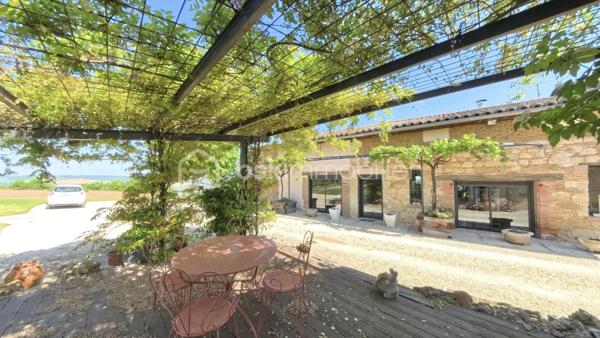 Corps de ferme de 330 m²