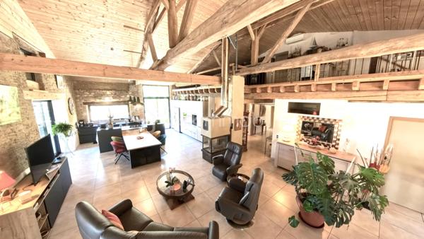 Corps de ferme de 330 m²