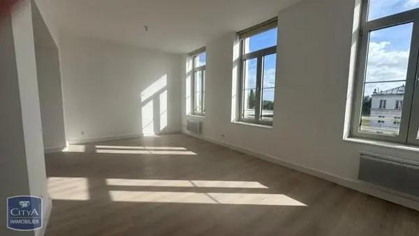 Appartement à louer 3 pièces 62.6m² Armentières (59280)