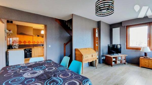 T5 DUPLEX en dernier étage