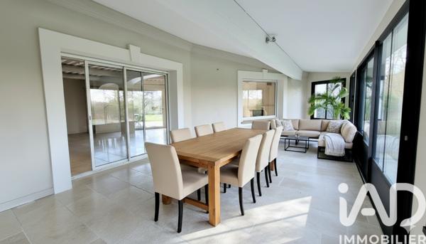 Maison à vendre 7 pièces 218 m² L'Isle-sur-la-Sorgue