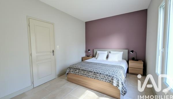 Maison à vendre 7 pièces 218 m² L'Isle-sur-la-Sorgue