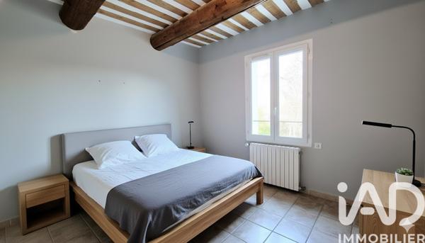 Maison à vendre 7 pièces 218 m² L'Isle-sur-la-Sorgue
