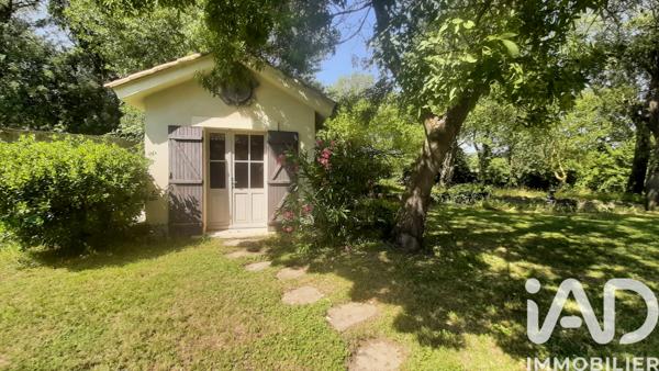 Maison à vendre 7 pièces 218 m² L'Isle-sur-la-Sorgue