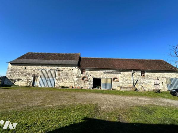 Corps de Ferme avec truffière. Proche Sainte Maure de Touraine