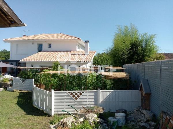 MAISON FAMILIALE PARFAIT ÉTAT avec dépendance 160m2