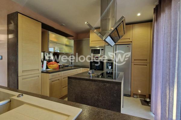 Maison à vendre 6 pièces de 133 m² à Jouy-le-Moutier