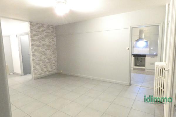 T3 ASCENSEUR BALCON Aurillac (15000)