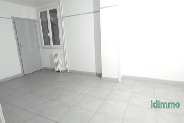 T3 ASCENSEUR BALCON Aurillac (15000)