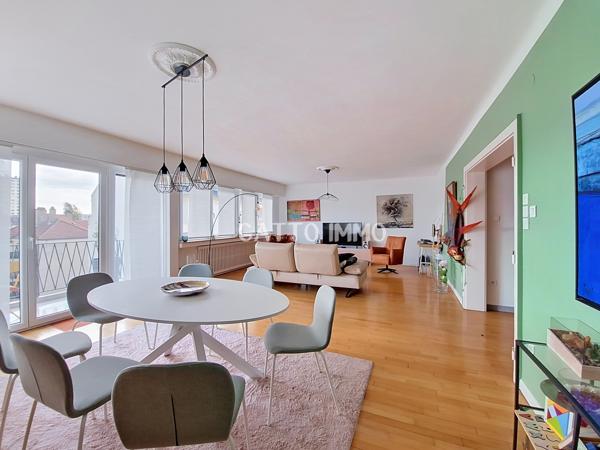 Appartement de 133 m2 avec terrasses et garages