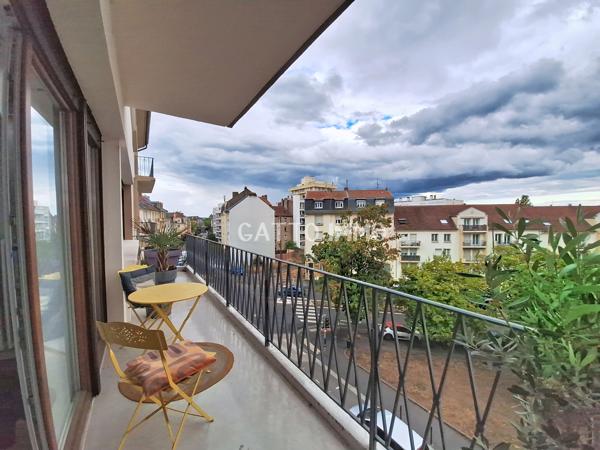 Appartement de 133 m2 avec terrasses et garages