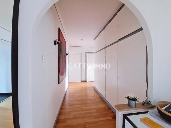 Appartement de 133 m2 avec terrasses et garages
