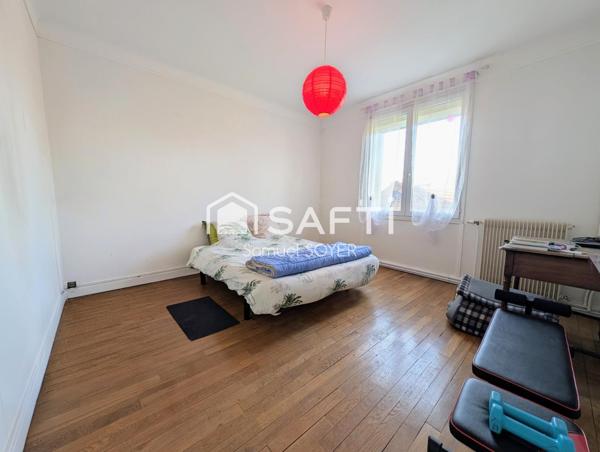 GRANDE MAISON 4 CHAMBRES AVEC GARAGE ET DEPENDANCE