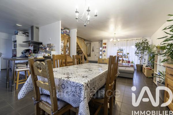 Maison à vendre 6 pièces 105 m² Freneuse