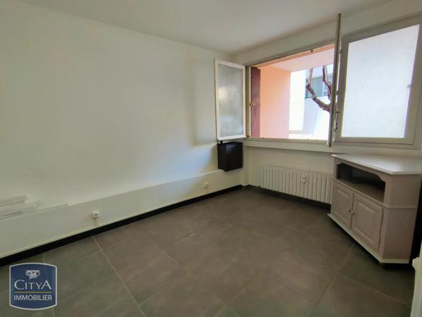 Local commercial à louer 17m²