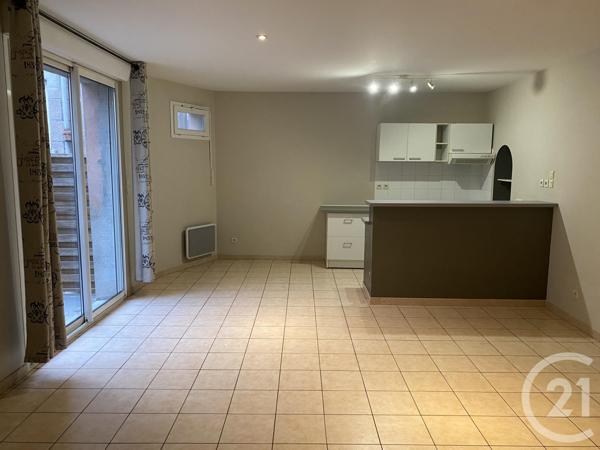 Immeuble à vendre  218 m2 MONTAGNAC - 34