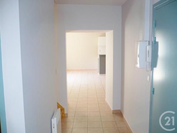 Immeuble à vendre  218 m2 MONTAGNAC - 34