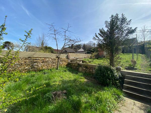 Maison à vendre    5 pièces •  Nogent-le-Rotrou