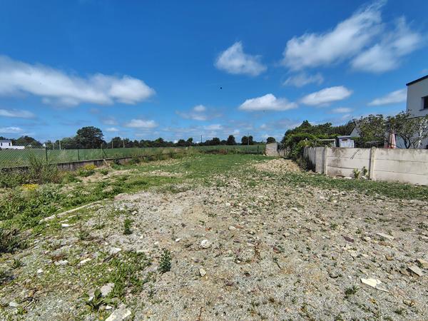 Terrain – 653 m² environ à Chantepie (ref : 40855)