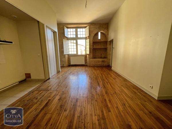 Appartement à louer 3 pièces 53.77m² Sarlat-la-Canéda (24200)